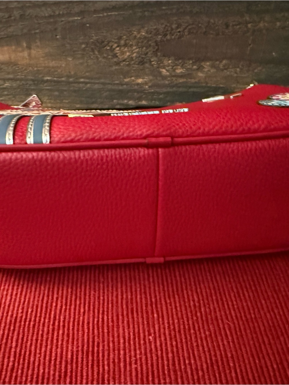 Michael Kors Outlet Carmela Lv Pochette Crossbody Small Dark Raspberry - Picture 3 of 6